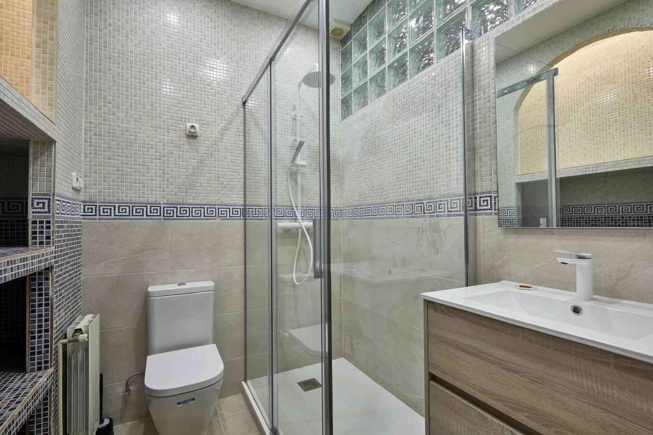 Bbarcelona Apartments Gaudi Avenue Flats Exterior foto
